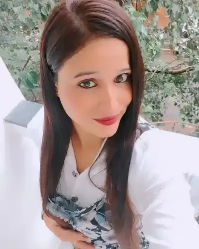 Call Girls in Warora