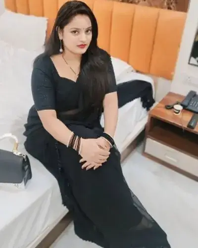 Escort Service Warora